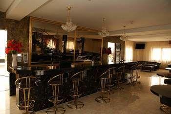 Hotel Kotva Bratislava Bagian luar foto